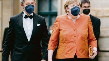 Bayreuth. La canciller Angela Merkel con su esposo, Joachim Sauer.