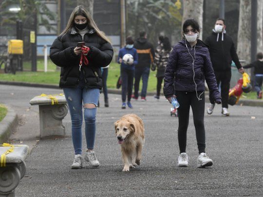 CORONAVIRUS BUENOS AIRES PARQUE.jpg