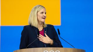 Kirsty Coventry, la primera mujer y africana en liderar el Comité Olímpico Internacional.