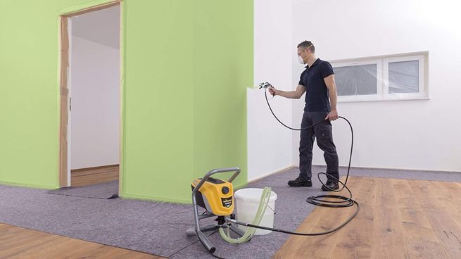 El sistema Airless de 550W permite pintar cualquier superficie en minutos, con acabado profesional y sin necesidad de experiencia.