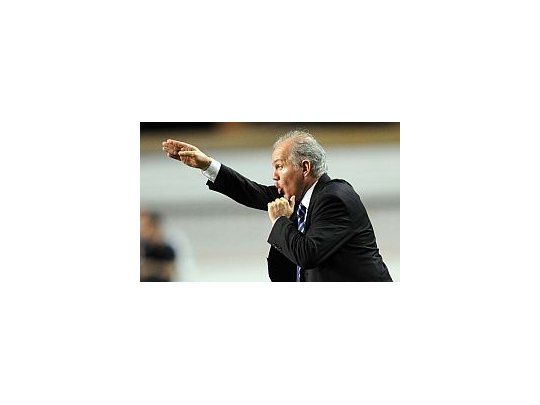Sabella tiene varias dudas en defensa para enfrentar a Chile por eliminatorias.