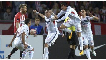 Nacional eliminó a Estudiantes de la Copa Sudamericana.