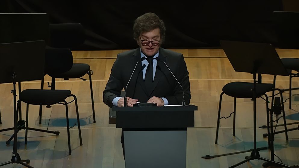 Milei, durante su discurso en el acto en conmemoración a las víctimas del Holocausto. 