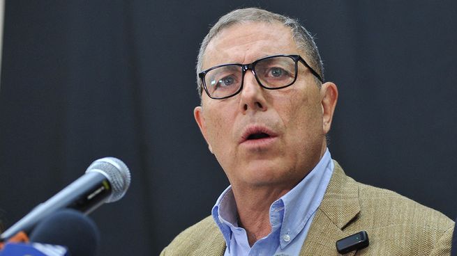 El titular del MEF se mostró satisfecho con los primeros 100 días de gestión.