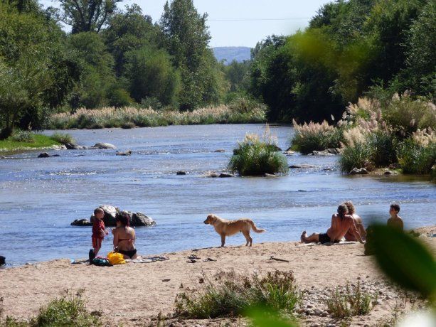 Las actividades de Los Reartes están vinculadas con el entorno natural, la historia y la vida al aire libre.