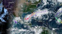 Milton pasó de categoría 5 a 4 del lunes al martes.