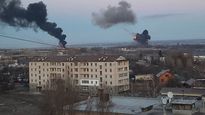Los primeros videos de la invasión de Rusia a Ucrania: bombardeos y combates en las fronteras