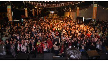 El cierre estará a cargo de la banda Dancing Mood