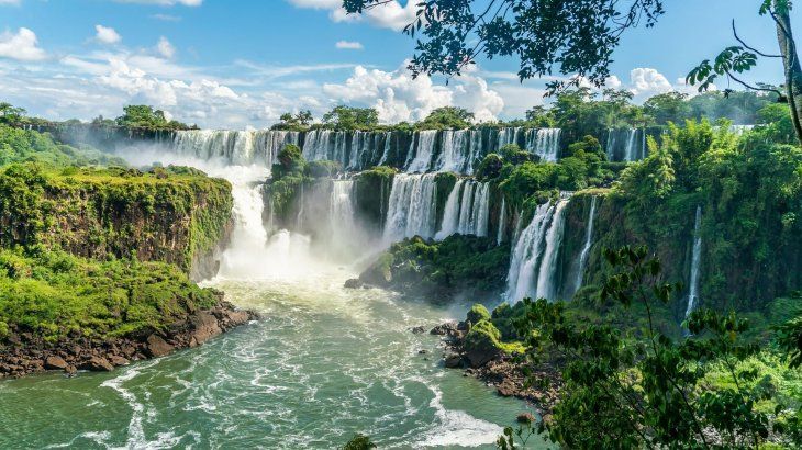 Misiones y su joya natural siempre son una excelente elección para el turismo. Misiones y su joya natural siempre son una excelente elección para el turismo.