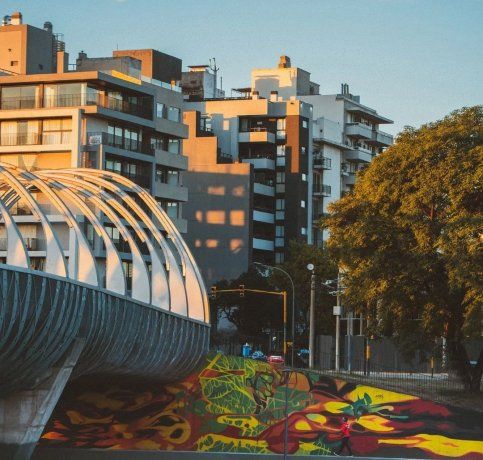 Imagen del barrio General Paz en la Docta: en Córdoba capital, el precio real del m2 creció un 9,2% en un año, aunque sigue 45,6% por debajo del promedio de CABA Imagen del barrio General Paz en la Docta: en Córdoba capital, el precio real del m2 creció un 9,2% en un año, aunque sigue 45,6% por debajo del promedio de CABA