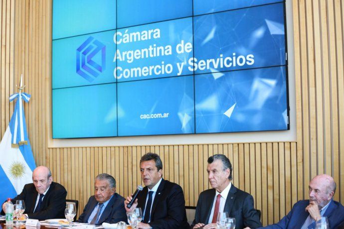Sergio Massa se refirió a la subida del dólar blue en un encuentro con empresarios. Sergio Massa se refirió a la subida del dólar blue en un encuentro con empresarios. 
