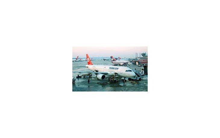 Tras 17 años, reinician vuelos entre Estambul y Bagdad