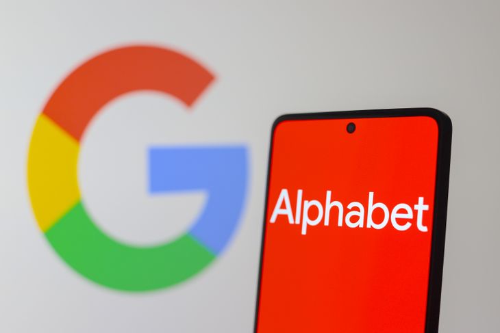 La incorporación de Alphabet permitirá ampliar la exposición del Dow a sectores considerados estratégicos para la economía estadounidense. La incorporación de Alphabet permitirá ampliar la exposición del Dow a sectores considerados estratégicos para la economía estadounidense.
