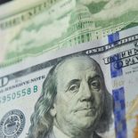 El dólar cae este jueves. El dólar cae este jueves.