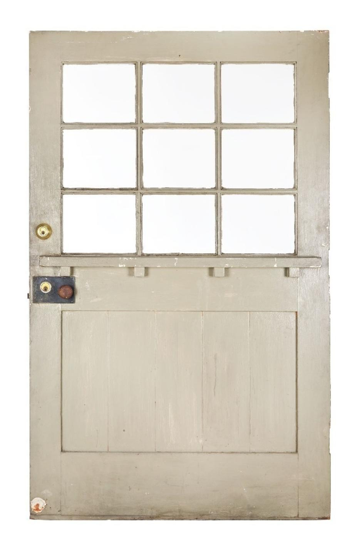 La puerta de la residencia de la casa de Sharon Tate subastada por Julien's Auctions.