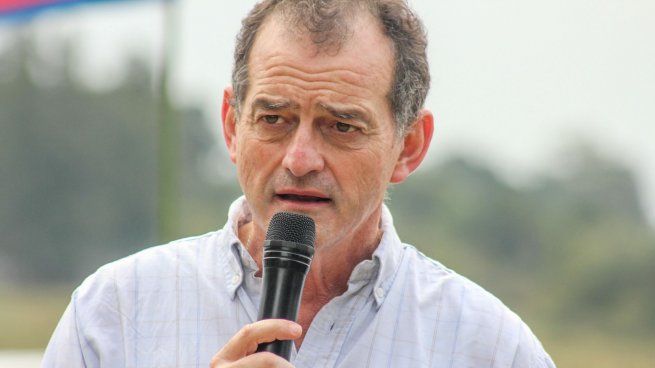 Guido Manini Ríos aseguró que Cabildo Abierto ya tiene la mitad de las firmas para el plebiscito por deudores en Uruguay.