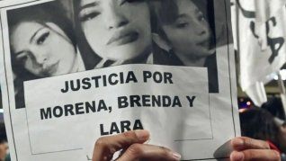 A un mes del triple femicidio narco en Florencio Varela: Brenda Del Castillo, Morena Verdi y Lara Gutiérrez fueron asesinadas en un hecho vinculado al narcotráfico. A un mes del triple femicidio narco en Florencio Varela: Brenda Del Castillo, Morena Verdi y Lara Gutiérrez fueron asesinadas en un hecho vinculado al narcotráfico.