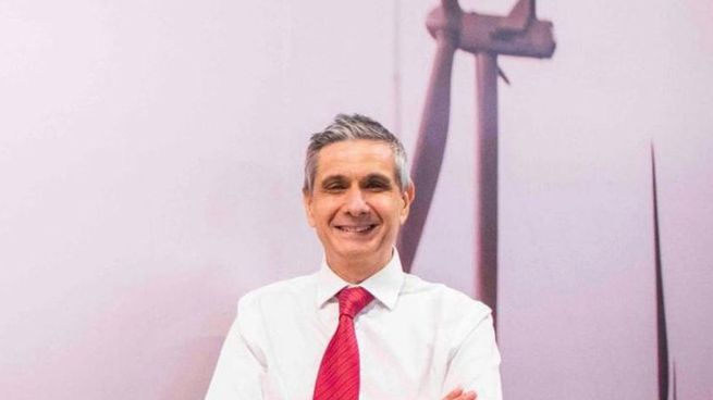 Román Schüler, uno de los mejores y más reconocidos expertos del país sobre financiamiento en la industria energética y con una vasta trayectoria de casi 30 años de liderazgo en energía en América Latina, EEUU y Europa.