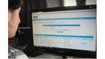 ARBA analiza cobrar deudas a través de facturas de servicios y de TV por cable