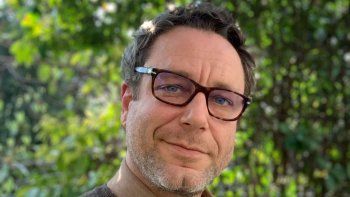 Mauri. Autor de “Disfruta de problema”, que publicó Adriana Hidalgo.