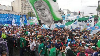 moyano y aliados presionan a la cgt para definir la fecha del quinto paro general: abril o mayo