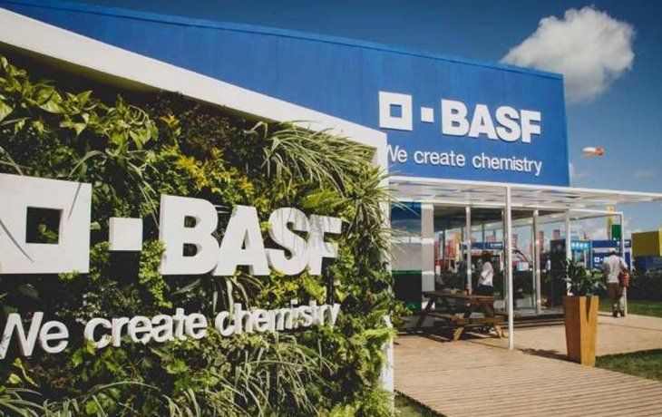 Una nueva multinacional reduce sus operaciones en Uruguay y despedirá un tercio de su personal. Una nueva multinacional reduce sus operaciones en Uruguay y despedirá un tercio de su personal.