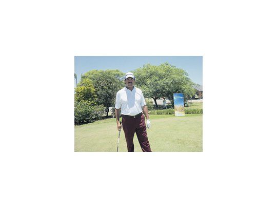 El paraguayo Carlos Franco comenzó a paso firme su participación en el Campeonato Argentino de Profesionales.