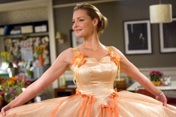 Katherine Heigl y su papel en la impresionante película romántica que rompe récords en el género. Katherine Heigl y su papel en la impresionante película romántica que rompe récords en el género.