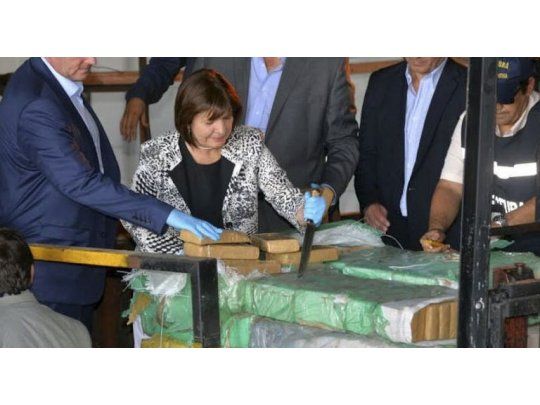 Podrán acercar propuestas las Asociaciones de la Sociedad Civil y Fundaciones que funcionen en el ámbito de la Nación y cuyo objeto social incluya la temática de prevención del consumo problemático de sustancias psicoactivas.