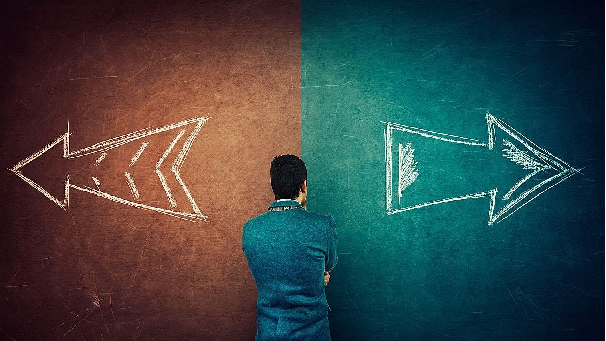 What should investors take into account in 2023?