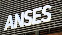La aclaración llegó tras una jornada marcada por largas filas en oficinas de ANSES y denuncias de usuarios que aseguraban haber tenido dificultades para viajar por no haber realizado el nuevo trámite de asociación con la SUBE.