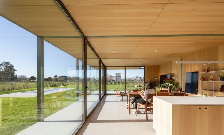 En los barrios privados es una opción que gana fuerza. Las viviendas industrializadas forman parte del ecosistema de estas urbanizaciones en la actualidad En los barrios privados es una opción que gana fuerza. Las viviendas industrializadas forman parte del ecosistema de estas urbanizaciones en la actualidad