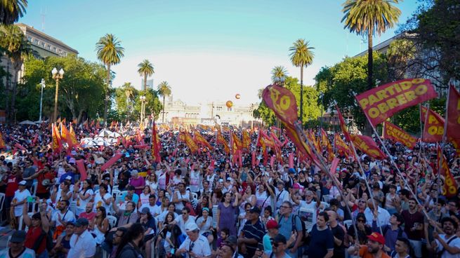 Acto del Partido Obrero en Plaza de Mayo, el 29 de octubre del 2022.&nbsp;