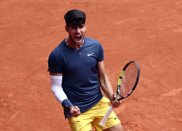 The cry of relief from the Spanish Carlos Alcaraz, who qualified for the quarterfinals after beating the Canadian Felix Auger-Aliassime today in three sets, by a comfortable 6-3, 6-3 and 6-1. The cry of relief from the Spanish Carlos Alcaraz, who qualified for the quarterfinals after beating the Canadian Felix Auger-Aliassime today in three sets, by a comfortable 6-3, 6-3 and 6-1.
