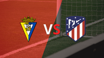 cadiz sigue arriba por 2-0 ante atletico de madrid