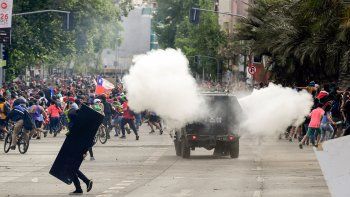 Las calles de las principales ciudades de Chile siguen bajo tensión.