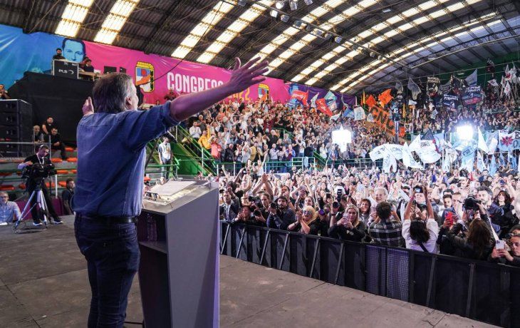 condena a cristina kirchner: el pj bonaerense expreso su apoyo a la vicepresidenta