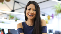 Melanie Perkins lanzó Canva en 2012, con el objetivo de ofrecer herramientas de diseño gráfico a personas que no sean expertas en ello.