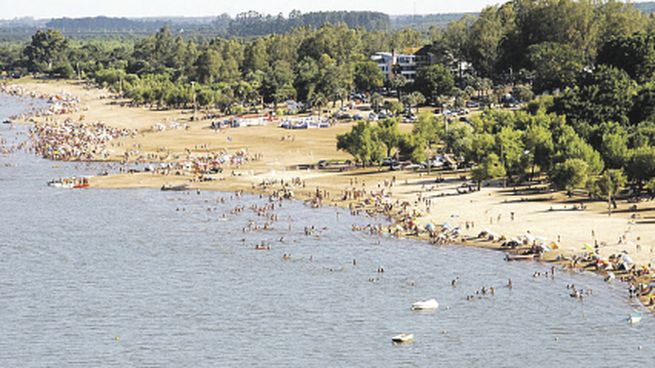 expectativas. En la costa del Río Uruguay, del lado argentino, hay buenas perspectivas por el ingreso de turistas uruguayos para apuntalar la actividad económica del sector y también en comercios minoristas.