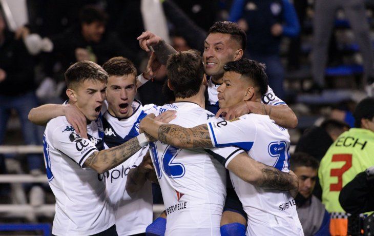 Golpeó primero. Vélez le ganó a Talleres en Liniers y buscará sellar su pase a semifinales de la Copa Libertadores en Córdoba.&nbsp;