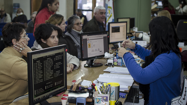 Los jubilados tienen acceso a la Caja de Jubilaciones en distintas partes de la Provincia.