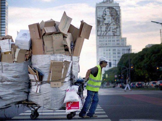 NO USAR Pobreza Cartoneros Recicladores Buenos Aires.jpg