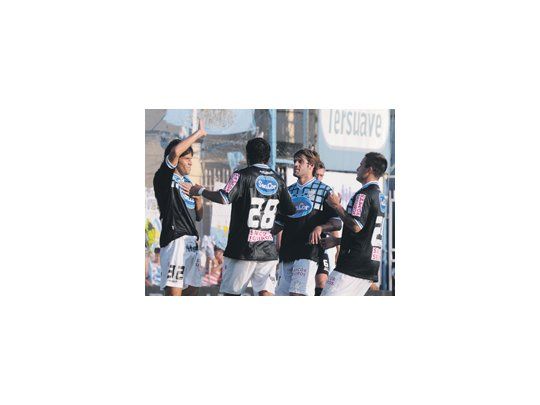 Rafaela fue muy superior a un timorato Racing