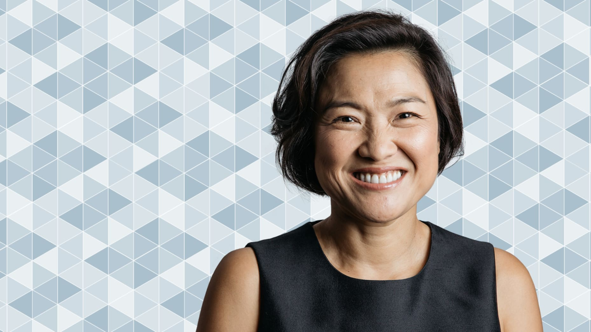 From working 12 hours in a textile factory to being one of the richest women in China: who is Zhang Xin