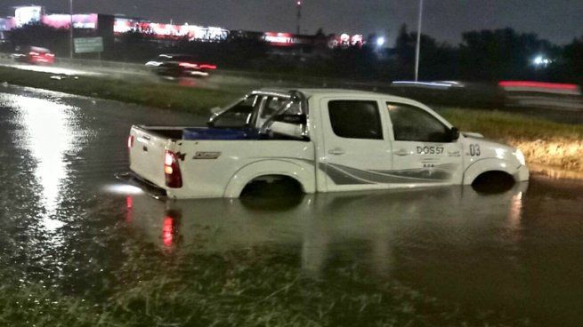 Las inundaciones en Córdoba provocaron caos en distintos puntos de la ciudad