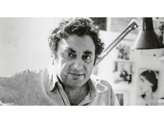 Saer. La muestra reúne documentos, inéditos en su mayor parte, primeras ediciones, registros sonoros y fílmicos, pinturas y fotografías.