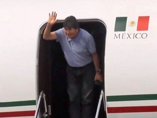 Evo Morales al llegar a México. Ahora se instalaría en la Argentina.