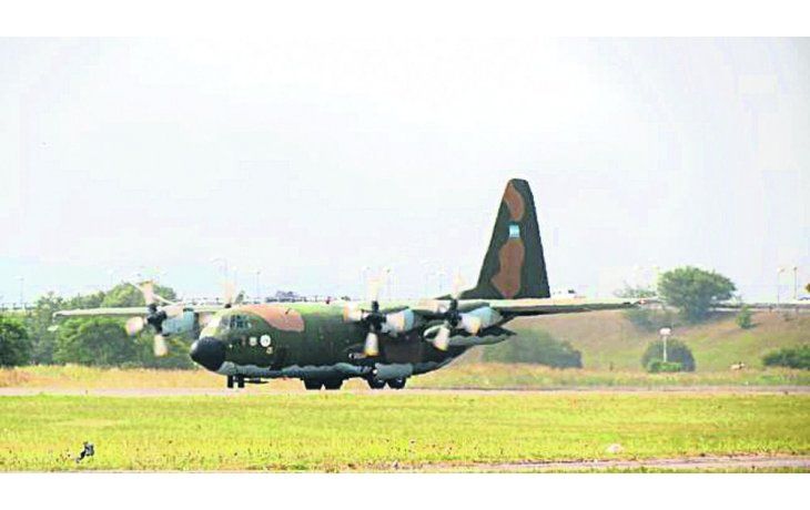 ámbito.com | Modernización. TC-61 Hércules en la pista cordobesa. Es la segunda aeronave que recibe el upgrade dentro del Programa de Modernización y Remoción de Obsolescencias del Sistema Hércules C-130.