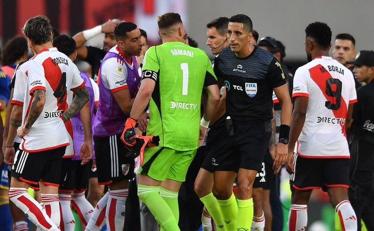 Yael Falcón Pérez comes from directing River in the last superclásico, which ended 1-1 at the Monumental, on date 7 of the Professional League Cup.
