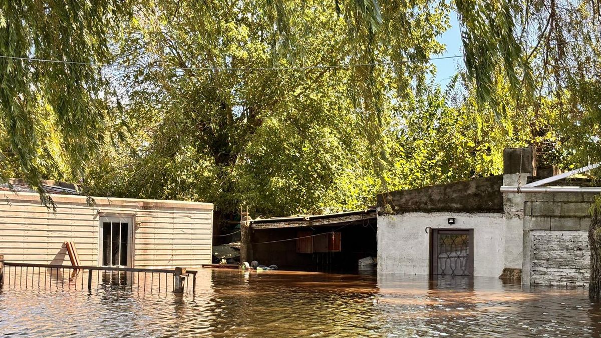 The government will triple aid to social beneficiaries affected by the floods